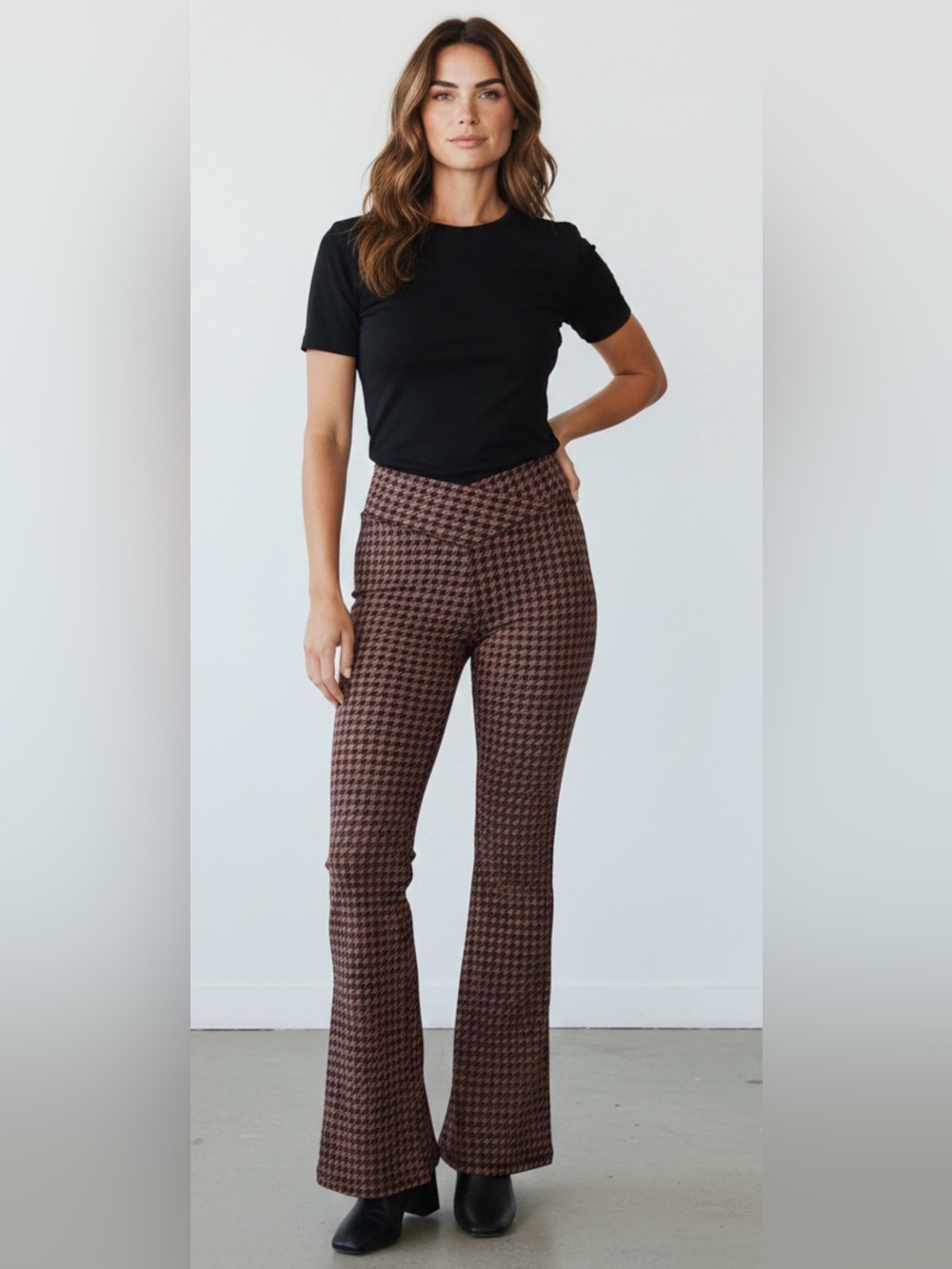 OFFLINE By Aerie Brown Real Me High Waisted Crossover Super Flare Legging